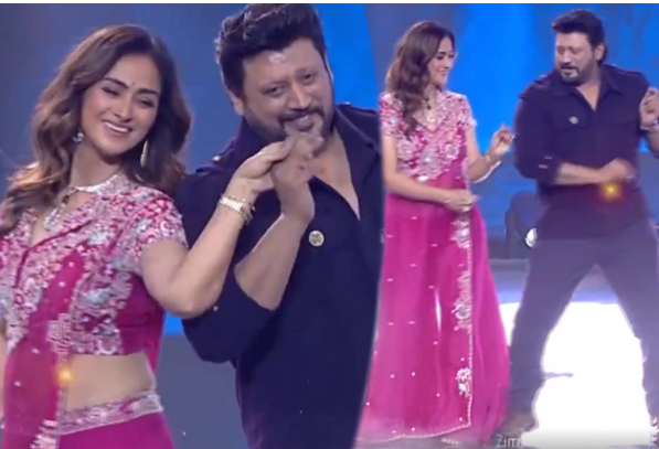 26 ஆண்டுகளுக்குப் பிறகு மீண்டும் இணைந்த பிரசாந்த்–சிம்ரன் ஜோடி! ரசிகர்களை கவர்ந்த ரொமான்டிக் தருணம் வைரல்